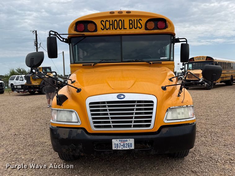 2013 Blue Bird Vision School Bus - photo 2