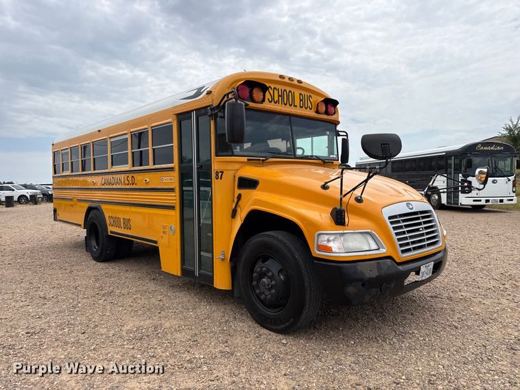 2013 Blue Bird Vision School Bus - photo 3