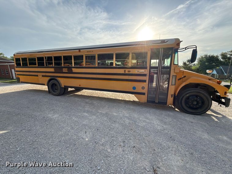 2007 Blue Bird Vision School Bus - photo 4