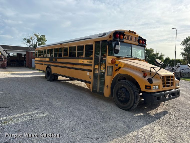 2006 Blue Bird Vision School Bus - photo 2