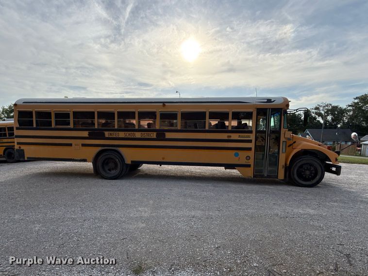 2007 Blue Bird Vision School Bus - photo 4