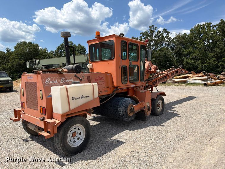 2009 Broce MK1 Sweeper - photo 5