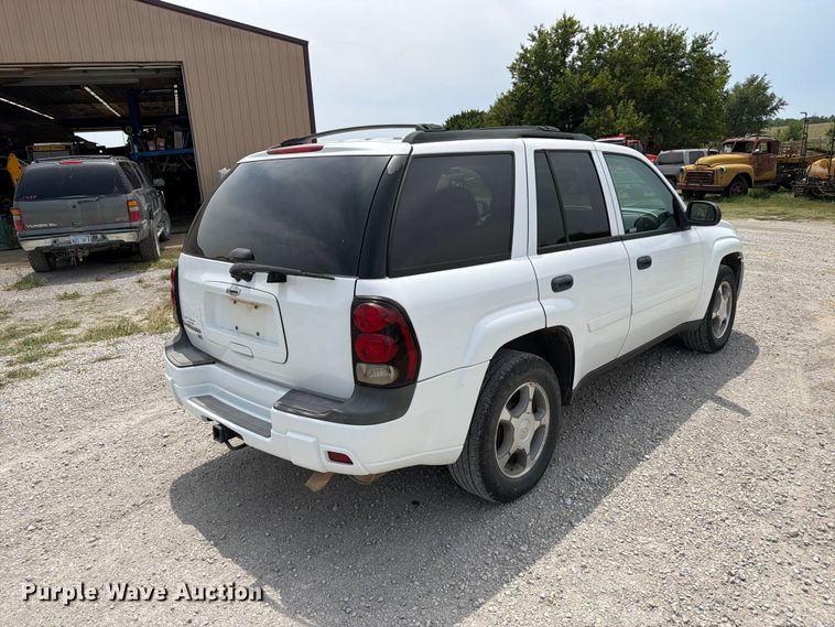 2008 Chevrolet Trailblazer SUV - photo 5