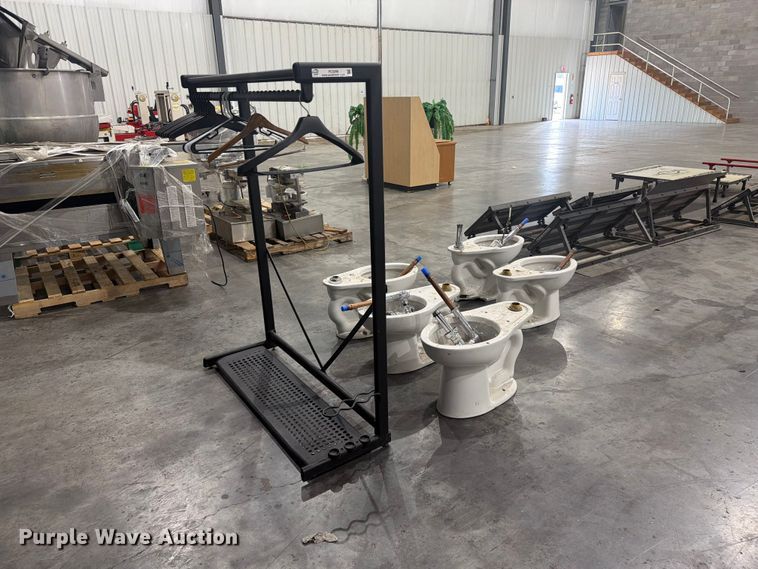 (5) American Standard Industrial Toilets - photo 5