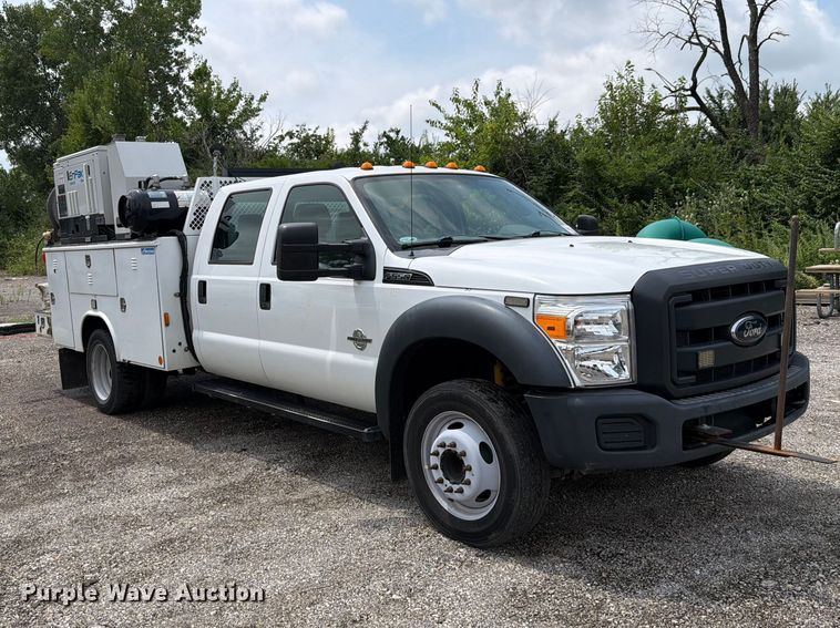 2012 Ford F550 Super Duty XL Crew Cab Service Truck - photo 3