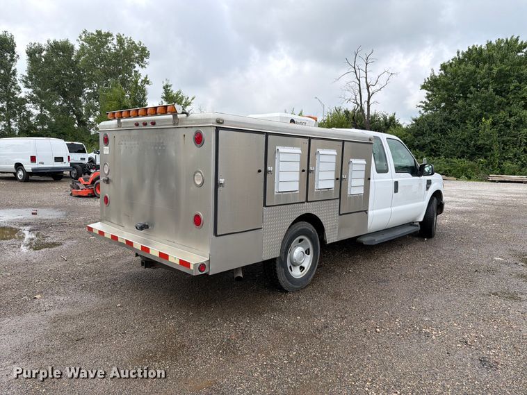 2009 Ford F250 Super Duty XL Ext. Cab Animal Control Pickup Truck - photo 5