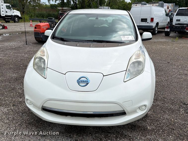 2016 Nissan Leaf - photo 2