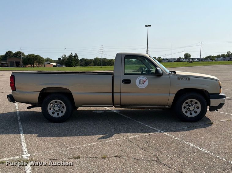 2006 Chevrolet Silverado 1500 Pickup Truck - photo 4