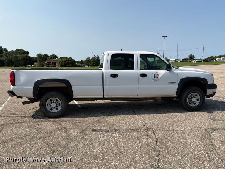 2006 Chevrolet Silverado 3500 Crew Cab Pickup Truck - photo 4