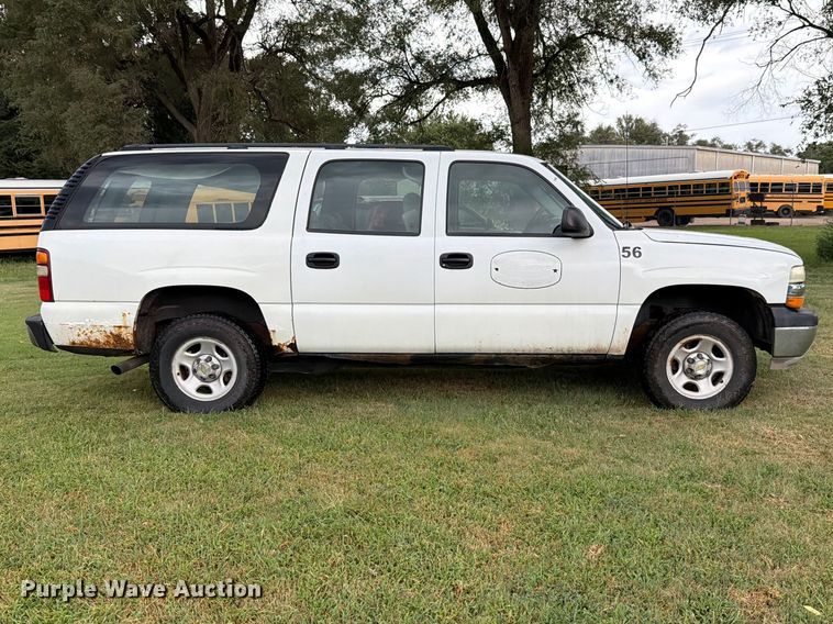 2003 Chevrolet Suburban 1500 SUV - photo 4