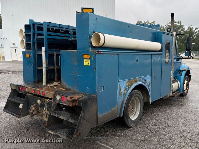 2009 International 4300 Utility / Service Truck - photo 5