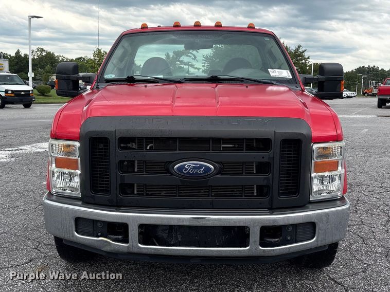 2008 Ford F350 Super Duty Utility Bed Pickup Truck - photo 2