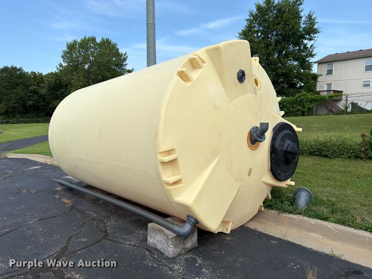 Poly Tank - photo 3