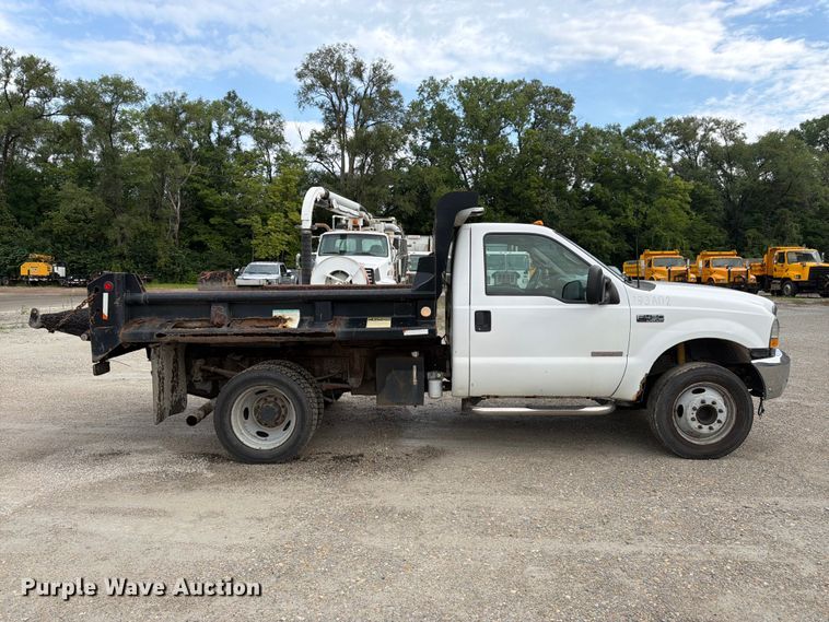 2003 Ford F450 Super Duty Dump Truck - photo 4