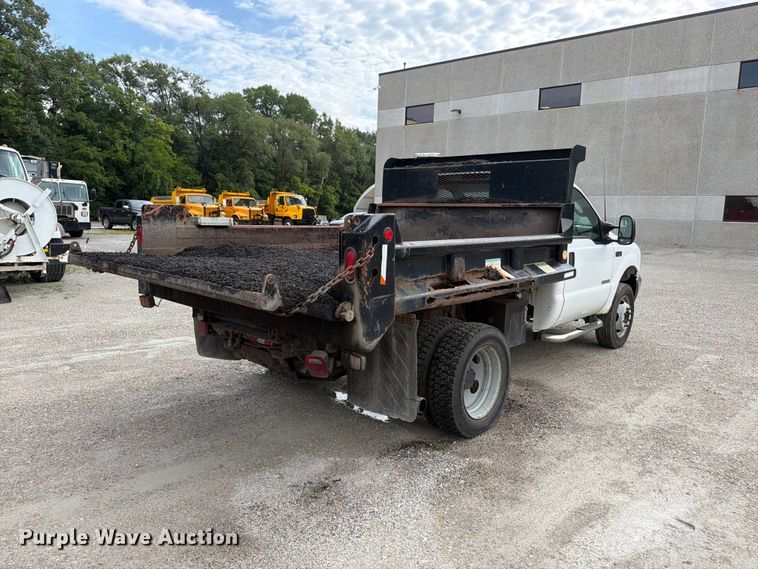 2003 Ford F450 Super Duty Dump Truck - photo 5