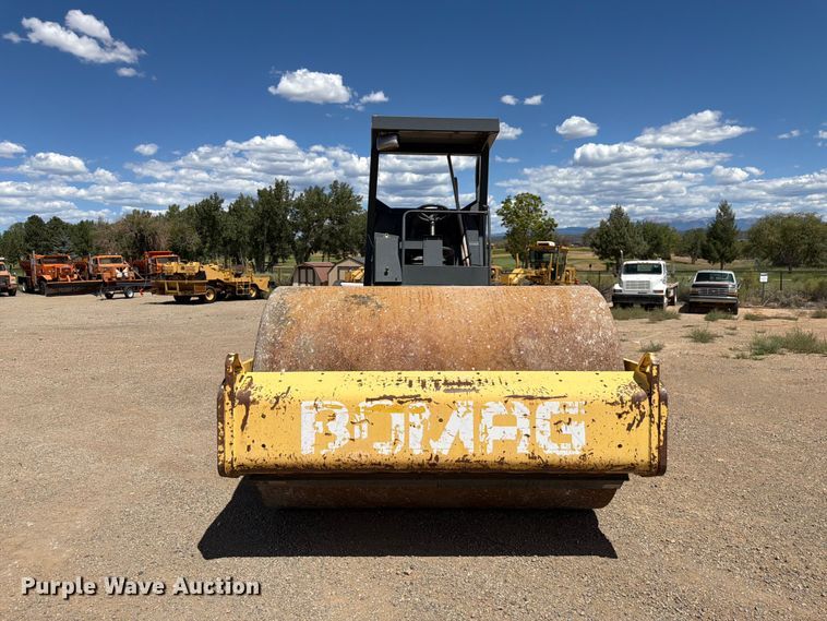 2000 Bomag BW213 D-3 Single Drum Roller - photo 2