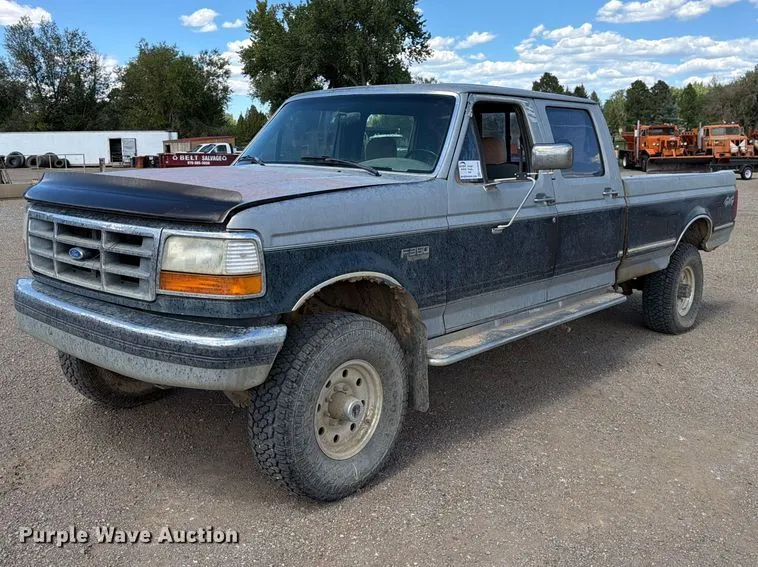 1993 Ford F350 Crew Cab Pickup Truck