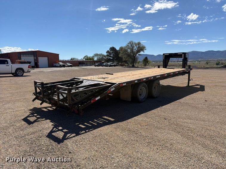 2003 Featherlite 5595 Equipment Trailer - photo 5