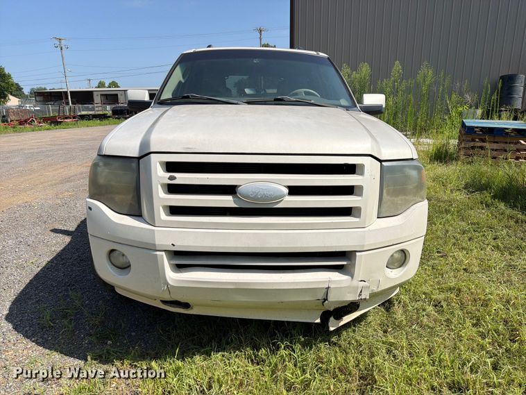 2008 Ford Expedition SUV - photo 2