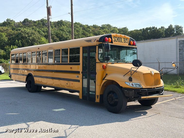 2016 IC School Bus - photo 3