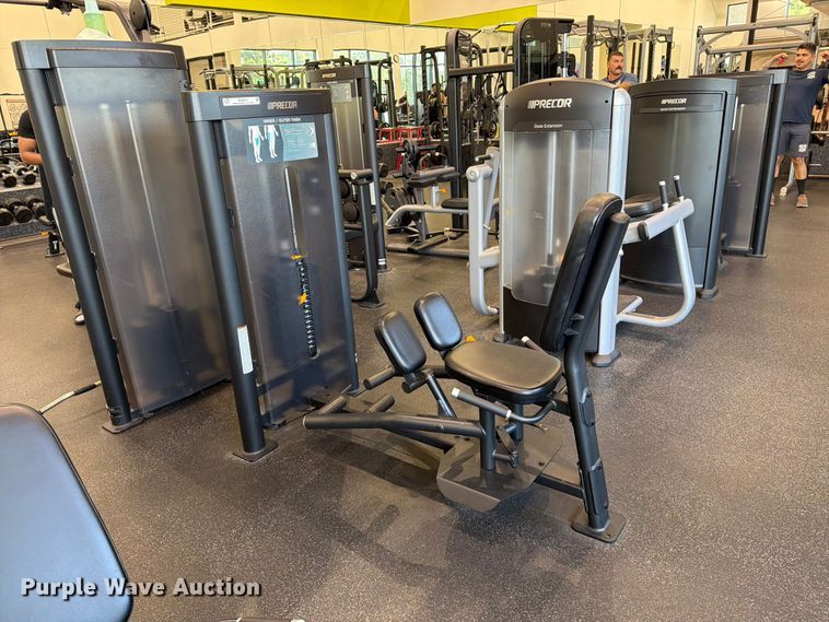Precor Vitality Series Selectorized Line Thigh Machine - photo 3