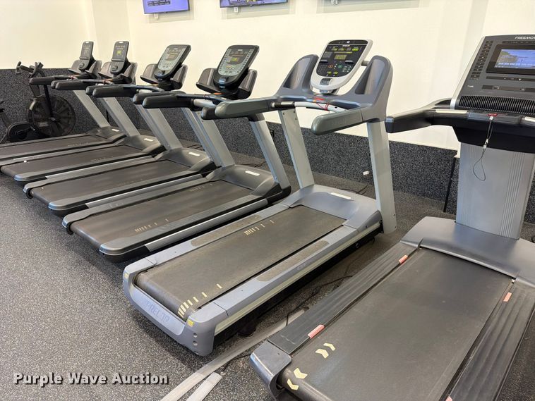 Precor TRM Treadmill - photo 4