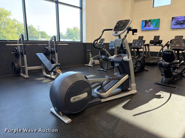Precor EFX Elliptical - photo 2