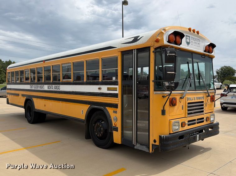 2001 Blue Bird TC2000 School Bus - photo 3