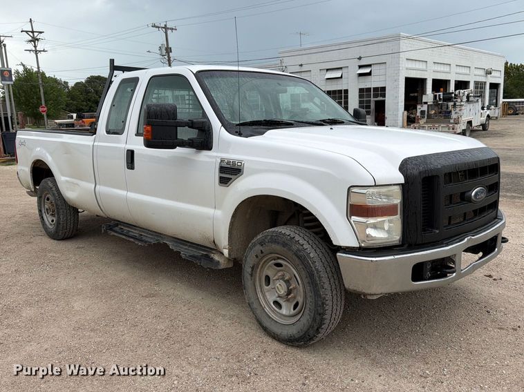 2008 Ford F250 Super Duty Ext. Cab Pickup Truck - photo 3