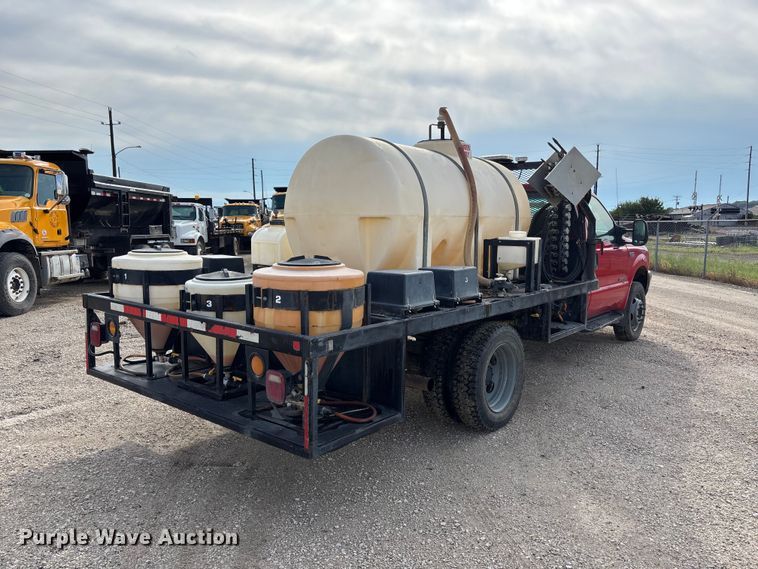 2001 Ford F550 Super Duty Flatbed Truck - photo 5