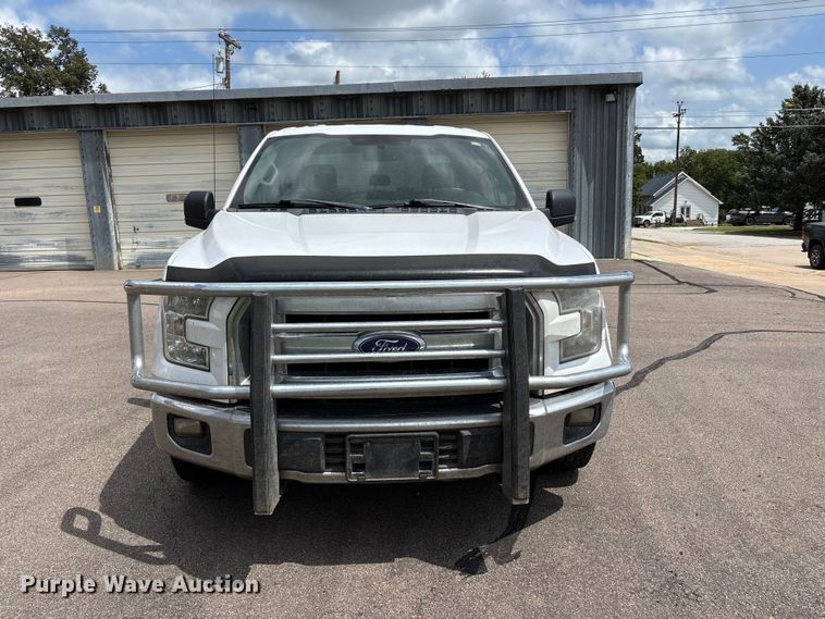 2015 Ford F150 Ext. Cab Pickup Truck - photo 2