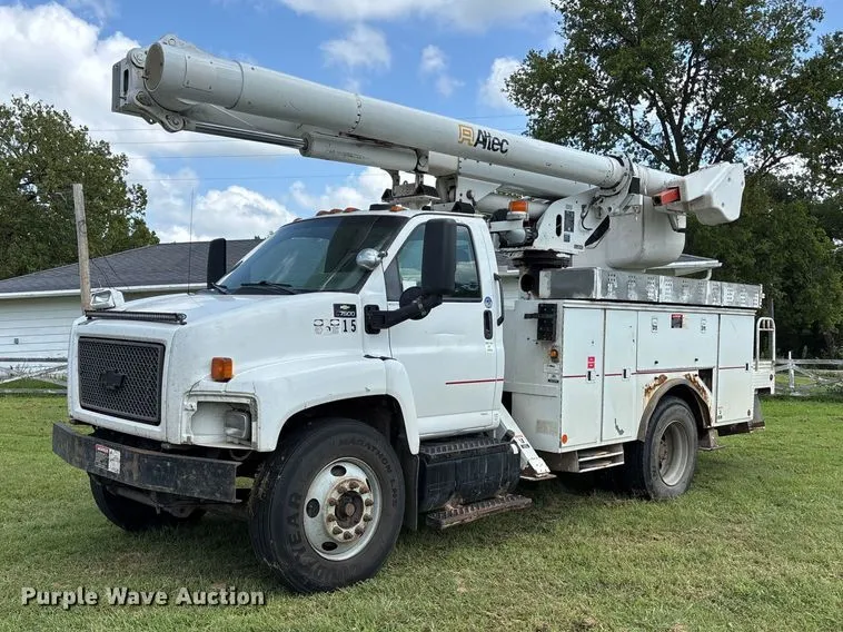 2006 Chevrolet C7500 Bucket Truck