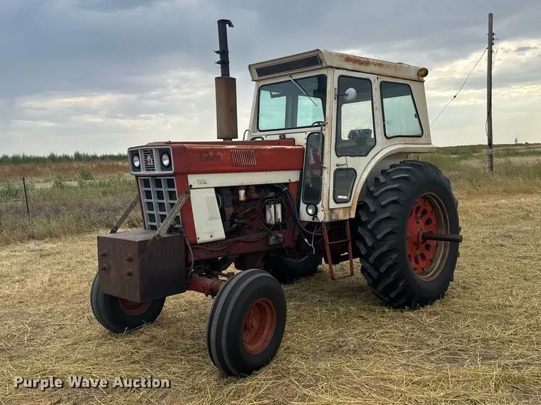 1973 International Harvester 1066 Tractor