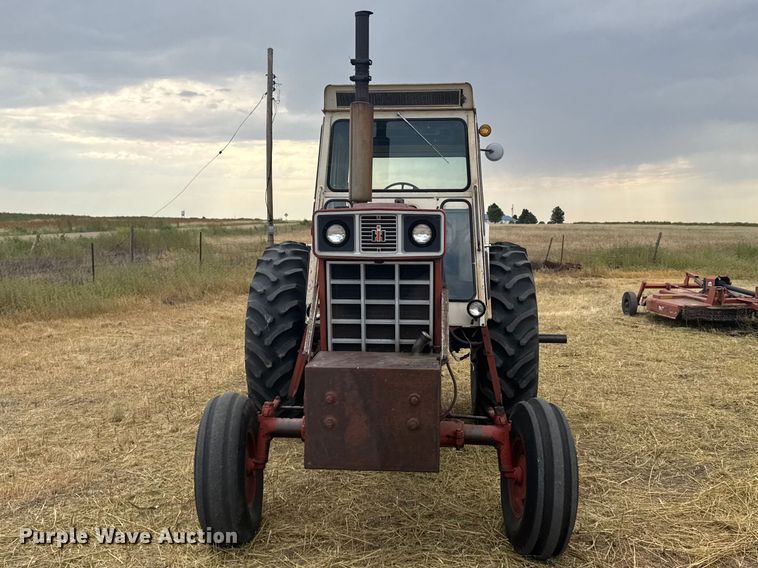 1973 International Harvester 1066 Tractor - photo 2