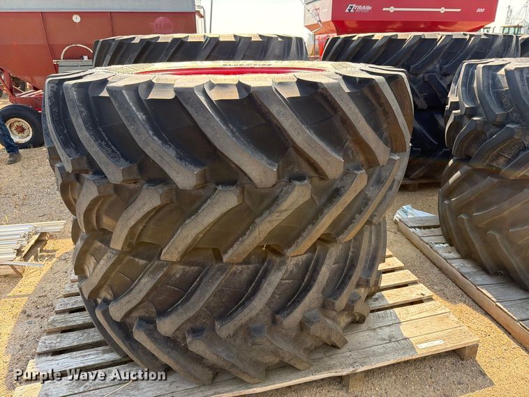 (4) Fendt 1050 Tractor Tires And Wheels - photo 2