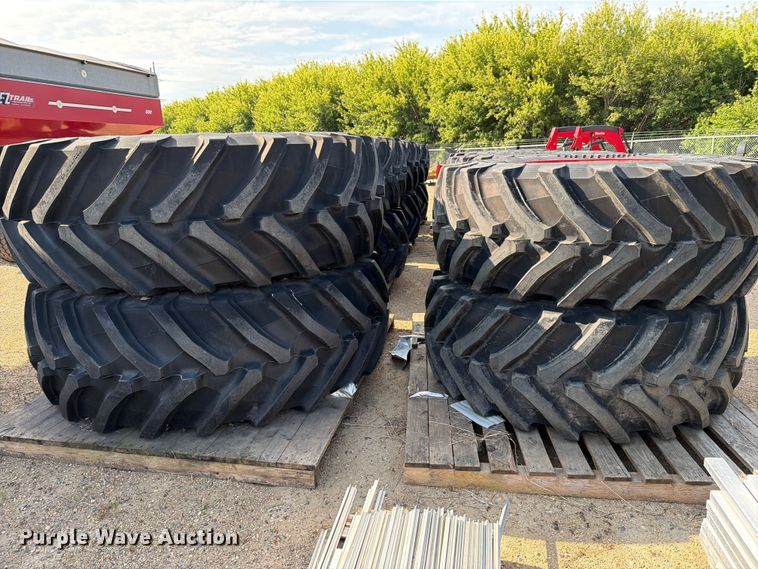 (4) Fendt 1050 Tractor Tires And Wheels - photo 4