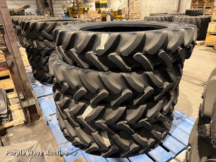 (4) Goodyear Ultra Sprayer VF380/90R46 Tires - photo 5