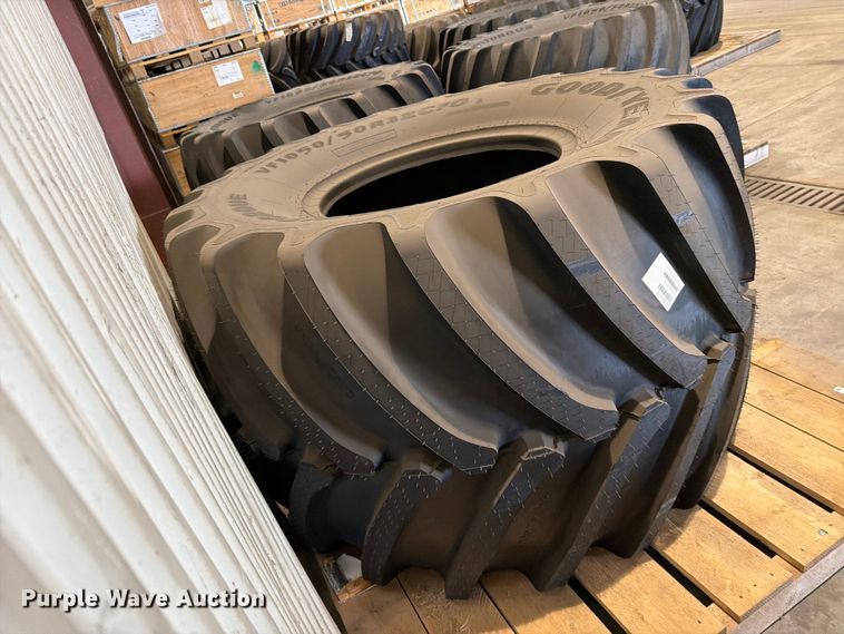 Goodyear Optitourqe Vaf1050/50R32CFO Tire - photo 5