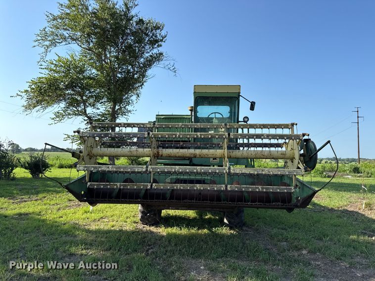 1973 John Deere 3300 Combine - photo 2