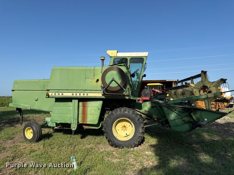 1973 John Deere 3300 Combine - photo 4