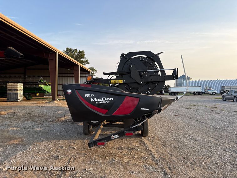 2019 MacDon FD135 Flex Draper Head - photo 4