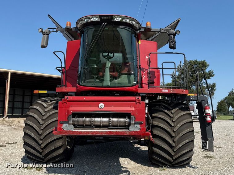 2013 Case IH 7230 Combine - photo 2
