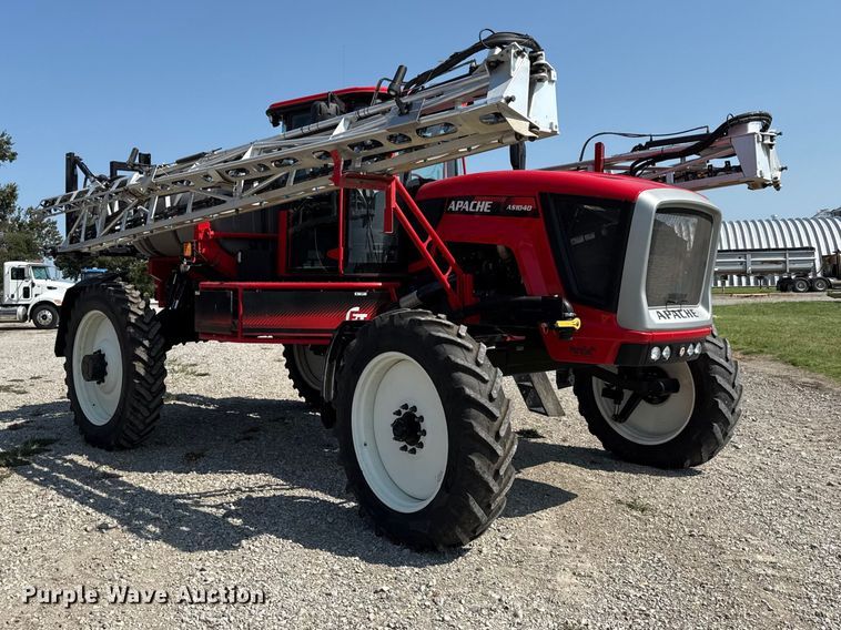 2020 Apache AS1040 Sprayer - photo 3