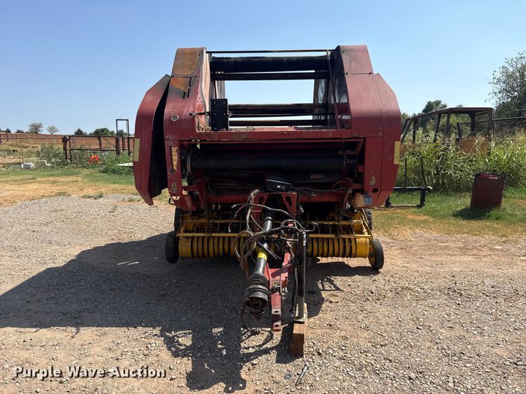 2008 New Holland BR7090 Round Baler - photo 2