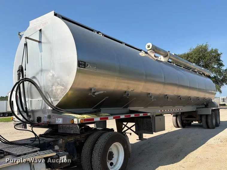 2007 Pacer By Cei Equipment Company, Inc. AT35HCL Feed Delivery Trailer