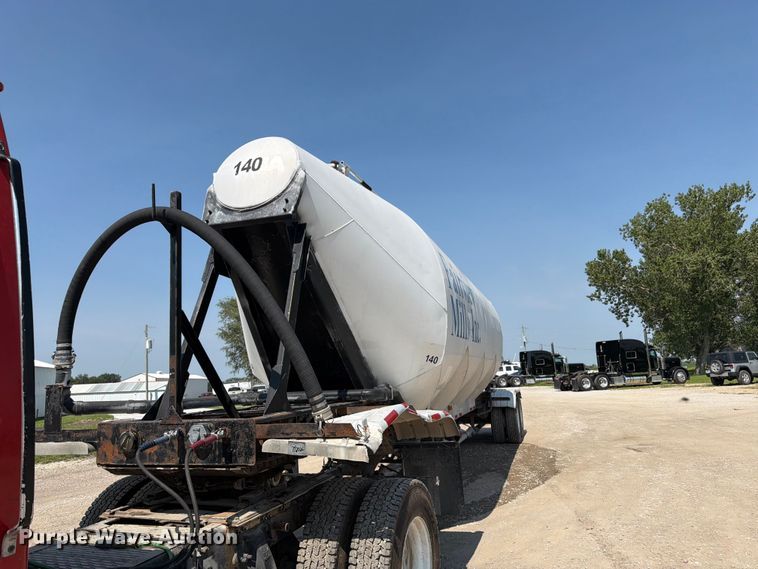 1985 Fruehauf Pneumatic Dry Bulk Trailer - photo 2