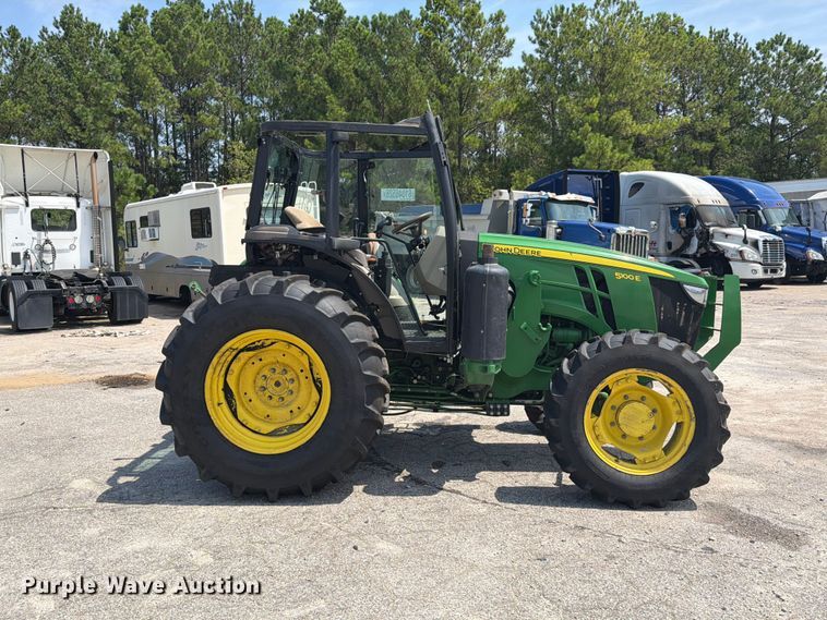 2023 John Deere 5100E MFWD Tractor - photo 4