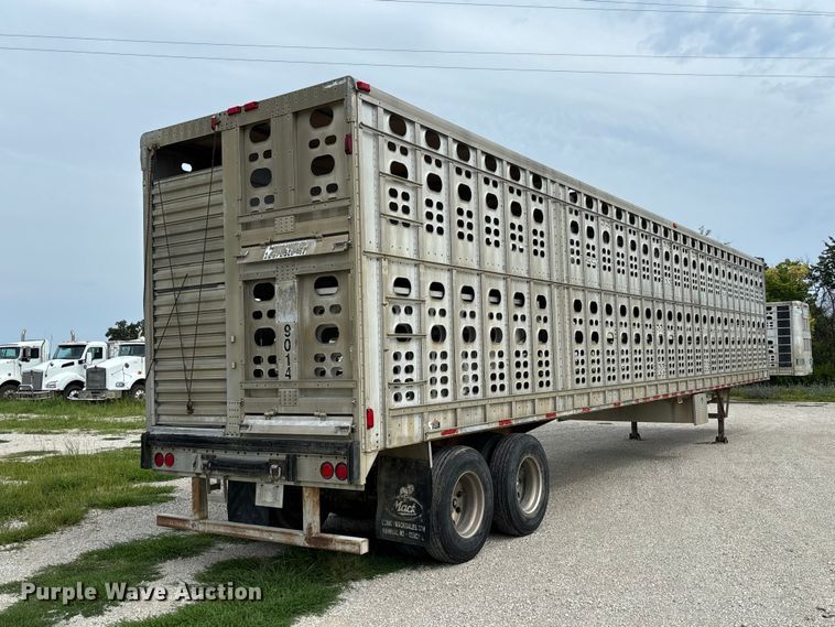 2002 Wilson PSAL-303P Livestock Trailer - photo 5