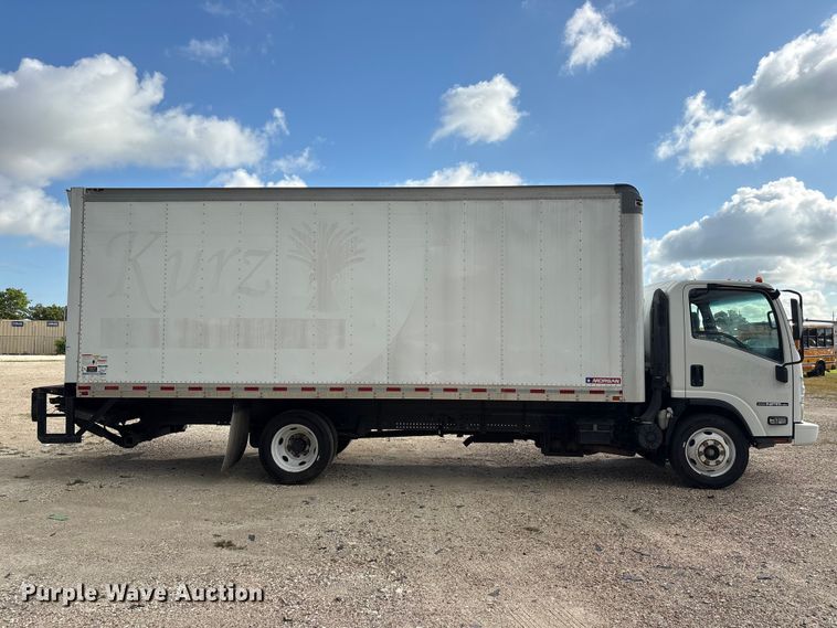 2019 Isuzu NPR Box Truck - photo 4