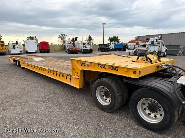 2007 Trail King TK70HT-502 Drop Deck Hydraulic Tail Equipment Trailer - photo 3